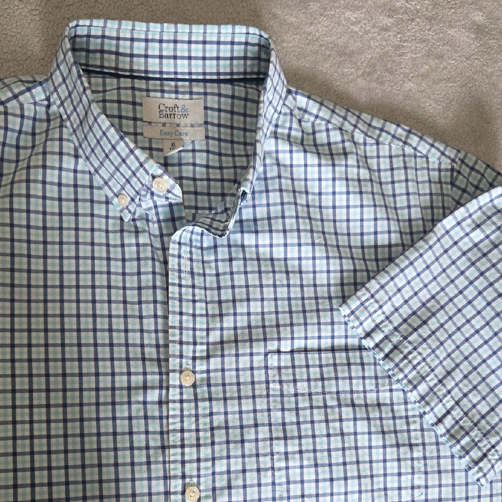 Croft & Barrow Men's Light Blue and Blue Checkered Shirt